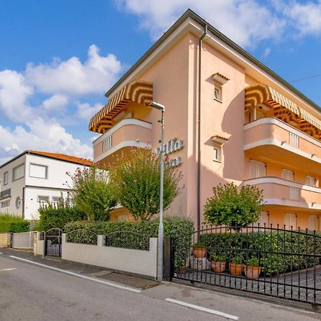 Guest House Ana 巴斯卡 外观 照片